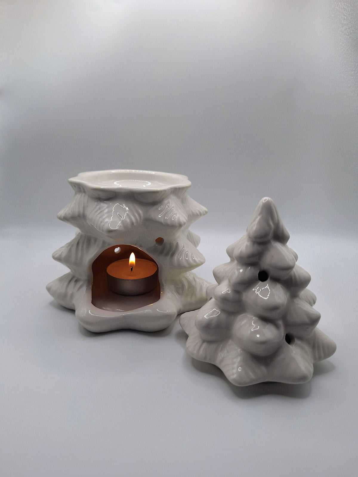 White Christmas Tree Warmer
