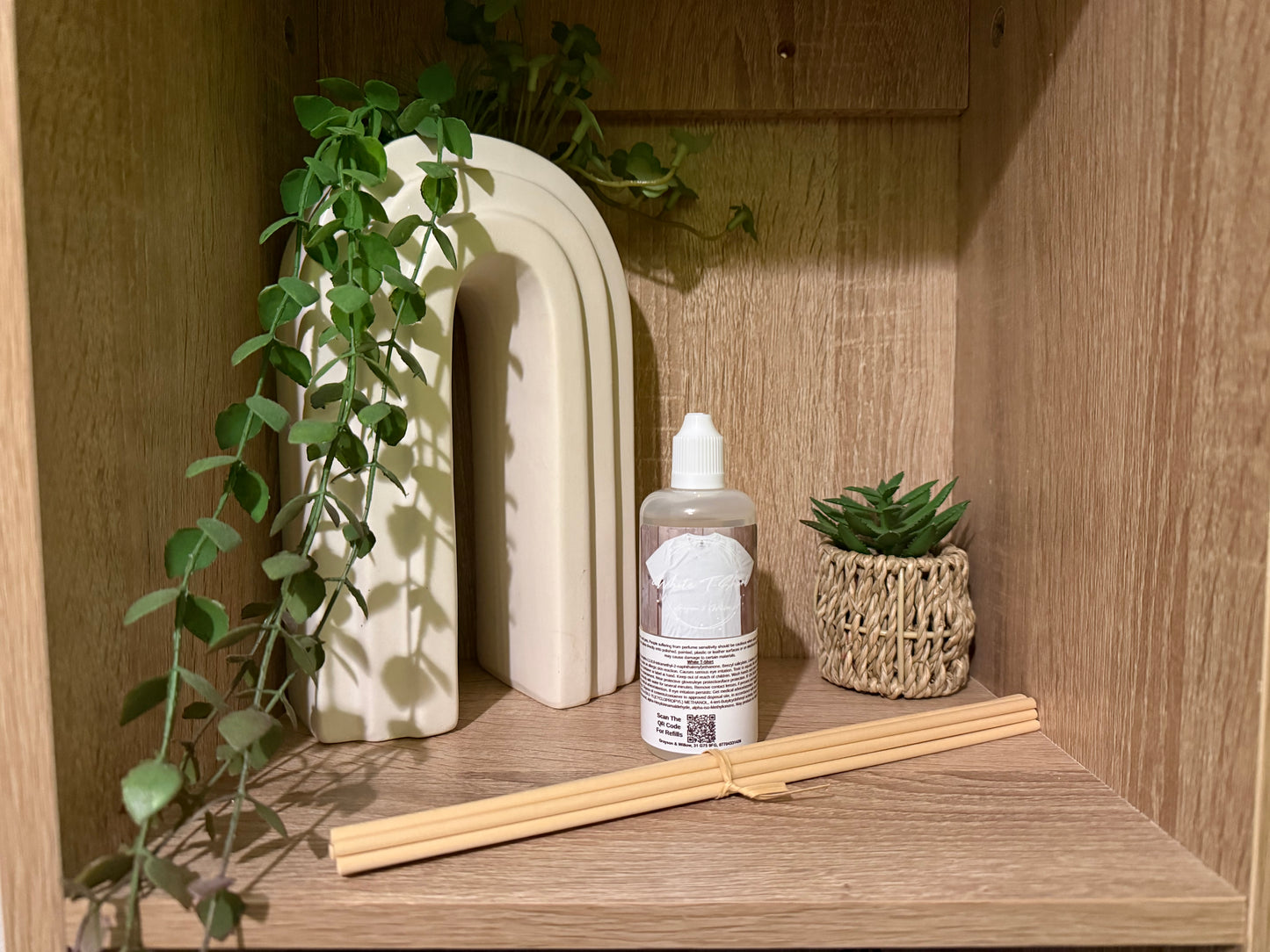 White T-Shirt Reed Diffuser