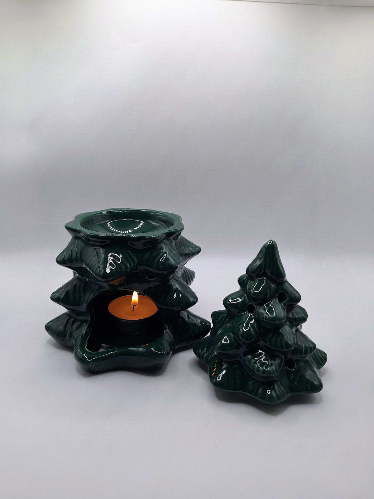 Green Christmas Tree Warmer